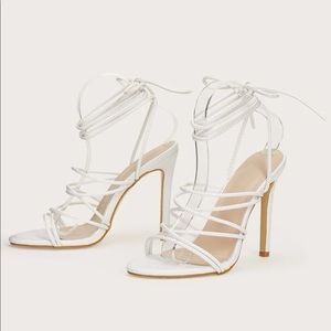 Women sandals, Size 5 , New , White Color .